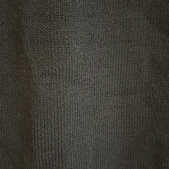 St. John Black Santana Knit Skirt Size 6 - Picture 6 of 6